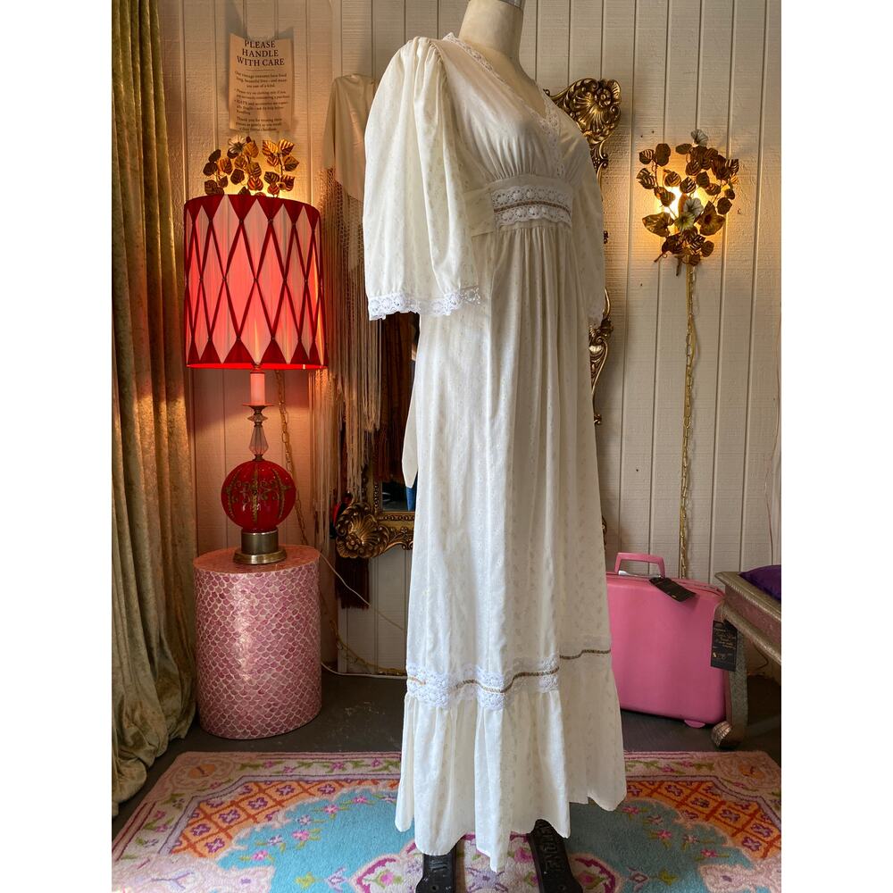 vintage 1970s prairie maxi dress cream cotton bell sleeves crochet lace boho s/m - Picture 4 of 9